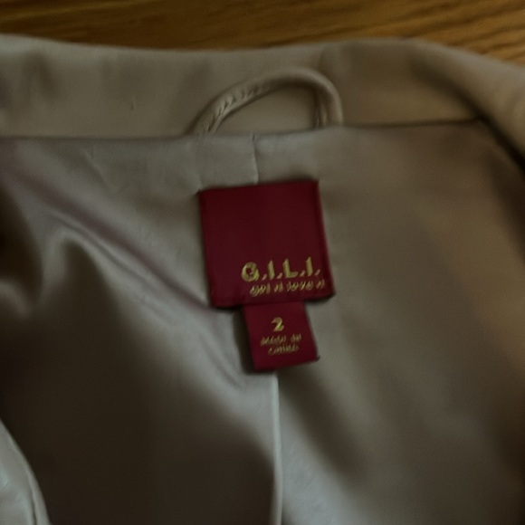 GILI sz 2 cropped leather fitted blush jacket - Picture 2 of 6